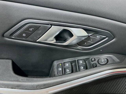 2024 BMW 3 Series 330i