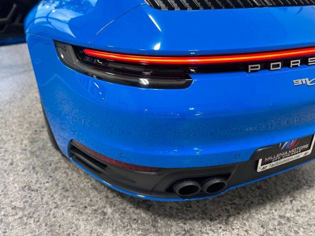 2022 Porsche 911 Carrera