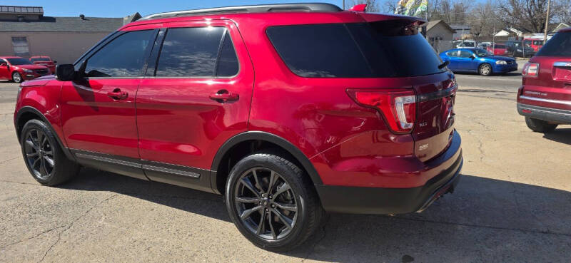2017 Ford Explorer XLT