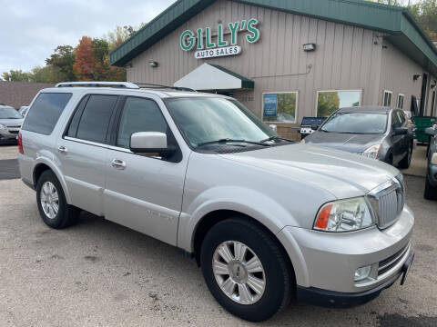 2005 Lincoln Navigator for sale at Gilly's Auto Sales in Rochester MN