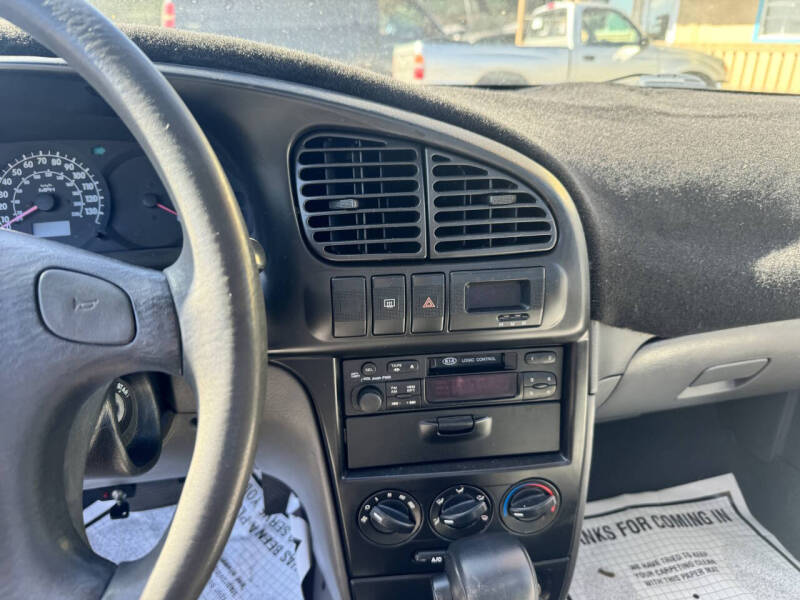 2002 Kia Spectra