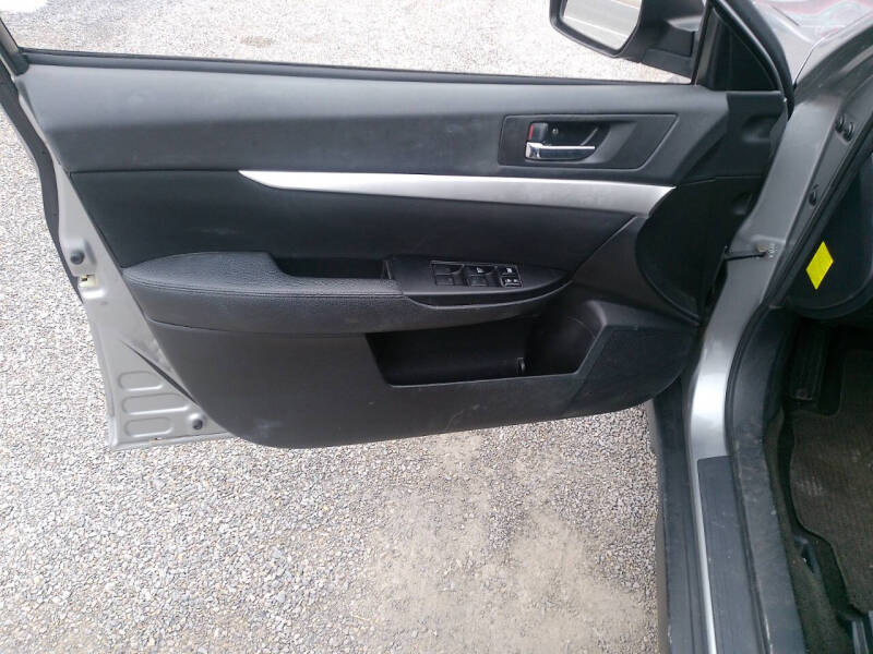 2011 Subaru Outback 2.5i Premium