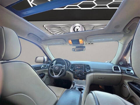 2020 Jeep Grand Cherokee Summit