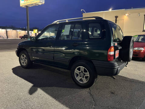 2004 Chevrolet Tracker