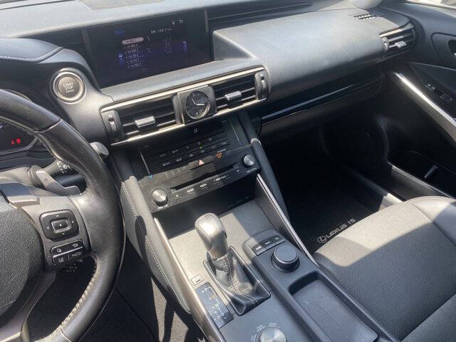 2018 Lexus IS 300