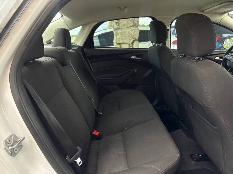 2015 Ford Focus SE