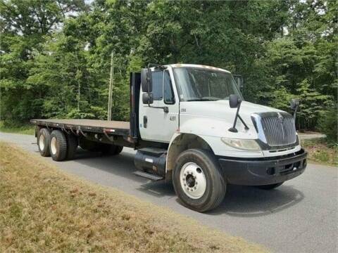 2007 International DuraStar 4400 for sale at Vehicle Network - Allied Truck and Trailer Sales in Madison NC