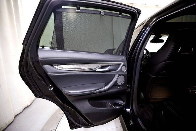 2015 BMW X6 M
