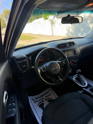 2017 Kia Soul +