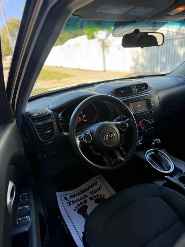 2017 Kia Soul +