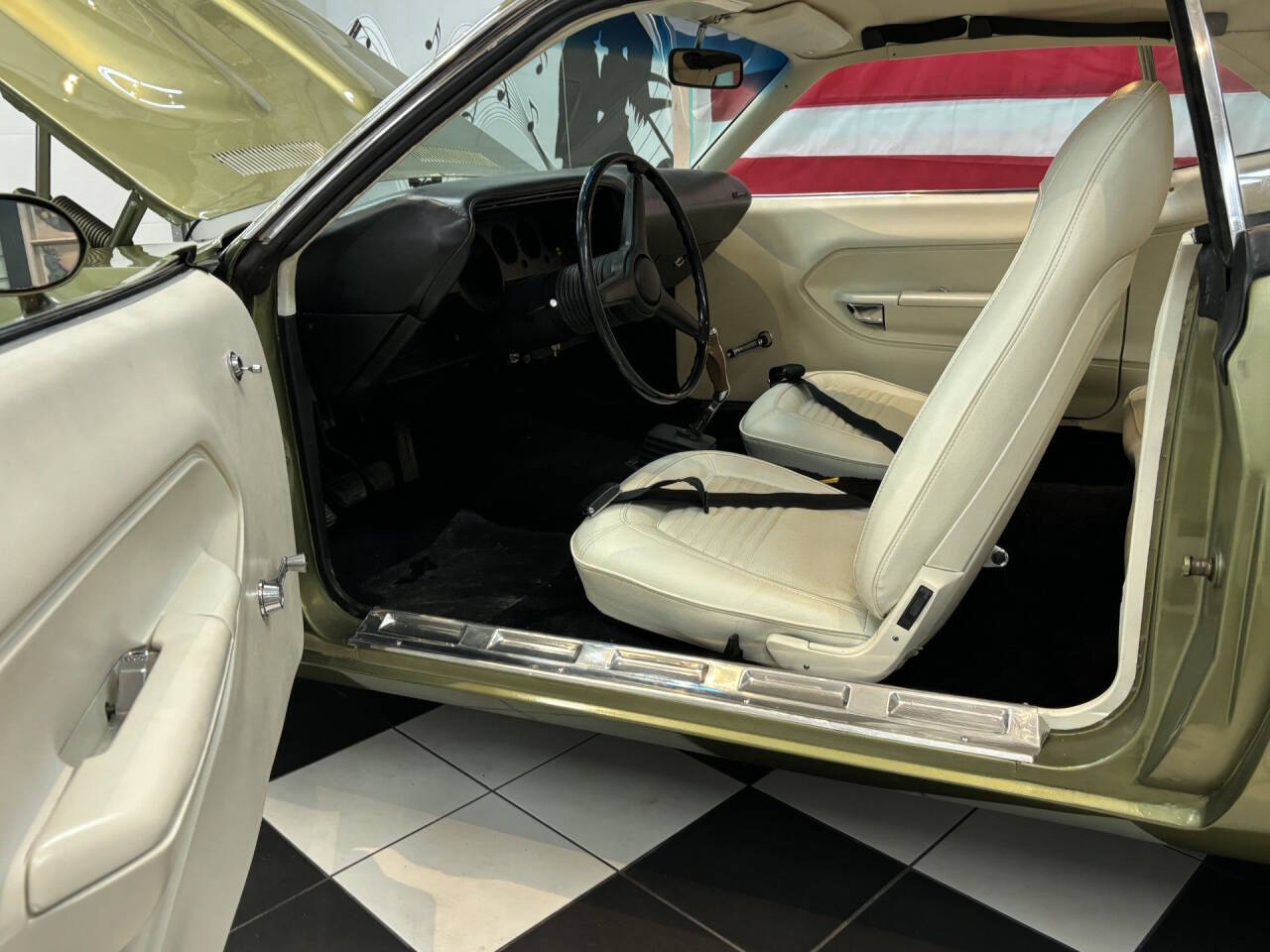 1970 Plymouth Cuda 15