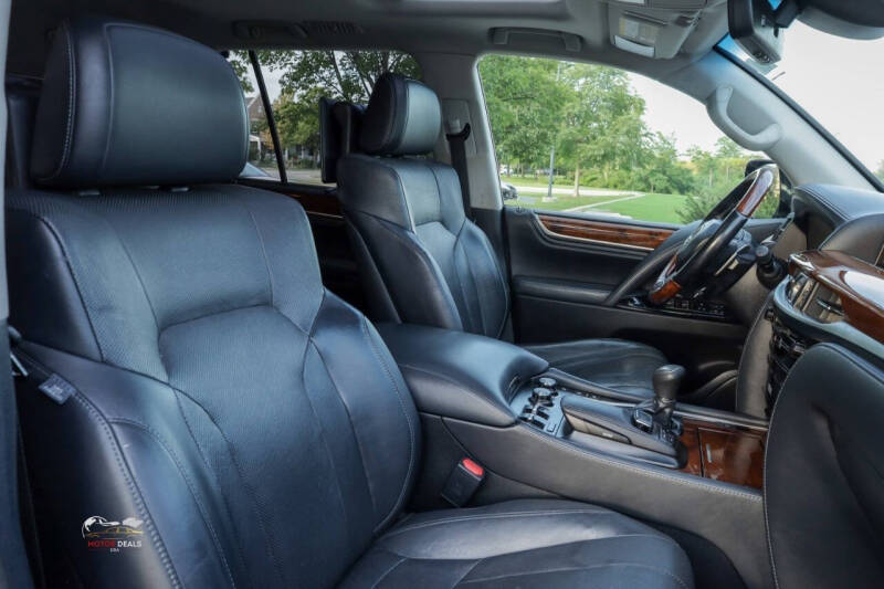 2018 Lexus LX 570 Three-Row