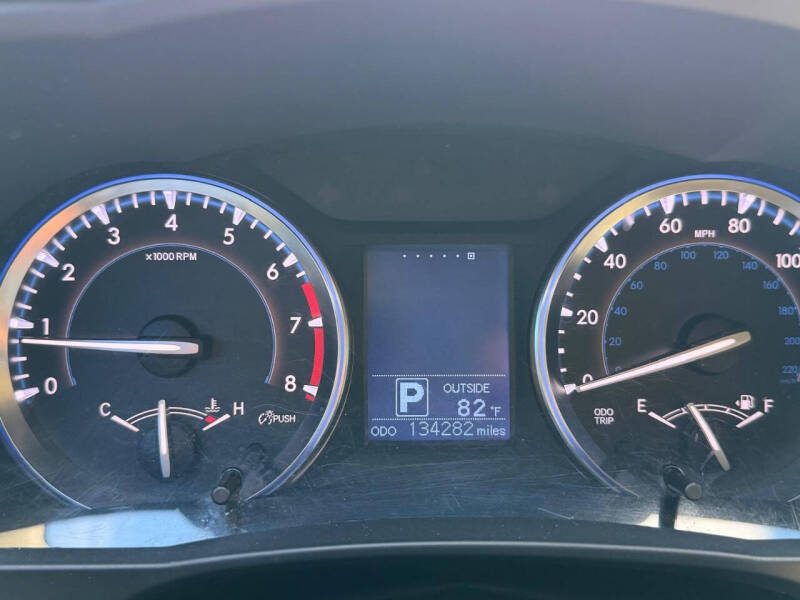 2014 Toyota Highlander LE