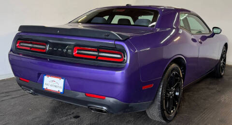 2019 Dodge Challenger SXT