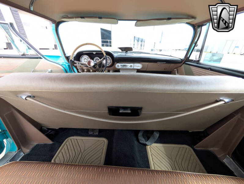 1957 Chrysler Windsor