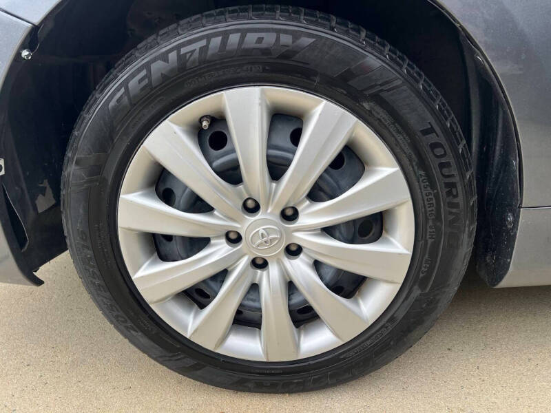 2012 Toyota Corolla LE