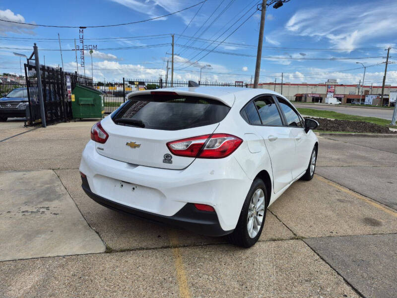 2019 Chevrolet Cruze LS