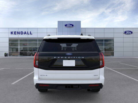 2026 Ford Expedition MAX Active