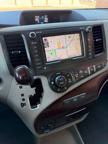 2011 Toyota Sienna