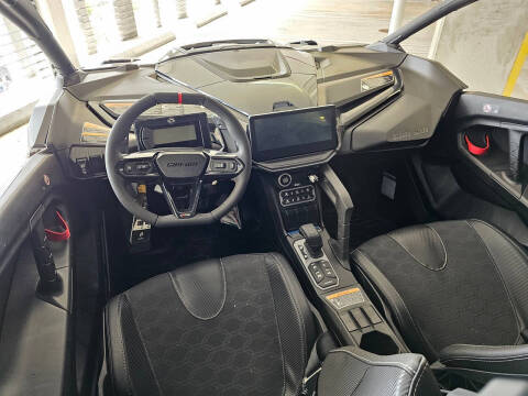 2025 Can-Am Maverick R X RS with Smart-sho