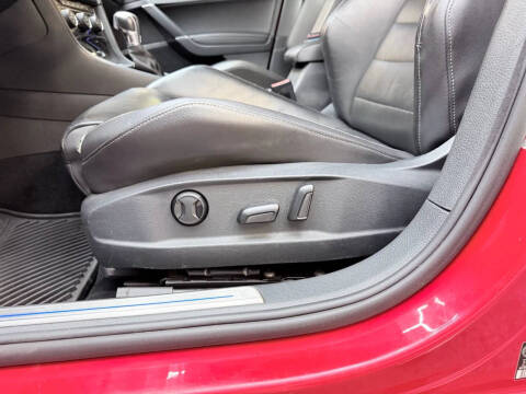 2016 Volkswagen Golf R