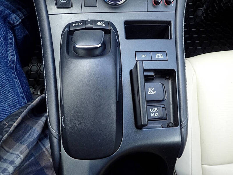 2012 Lexus CT 200h Premium