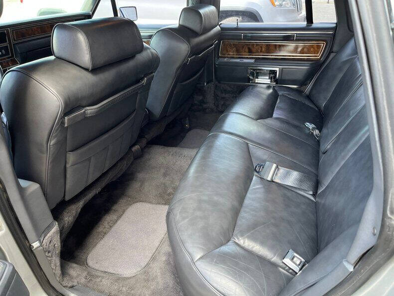 1984 Lincoln Town Car