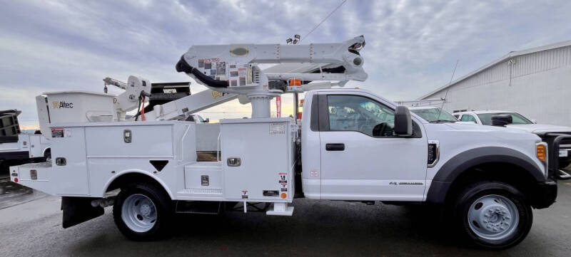 2017 Ford F-Series Super Duty Base's photo