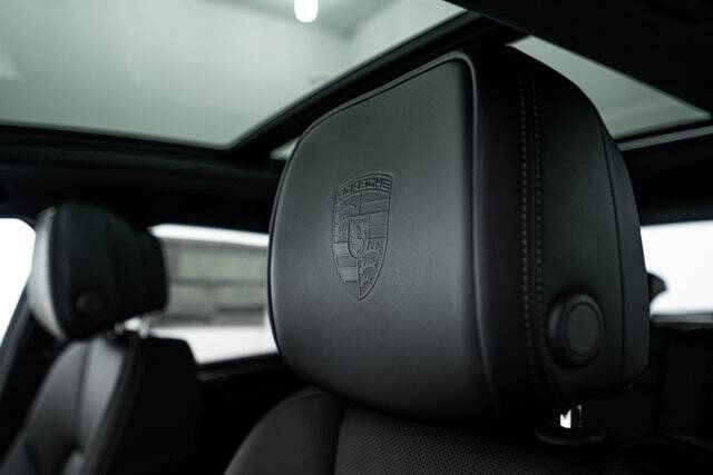 2026 Porsche Macan S