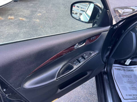 2013 Infiniti EX37 Journey