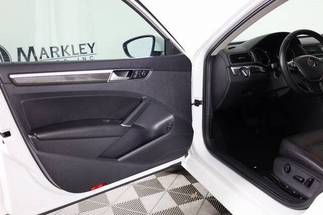 2016 Volkswagen Passat