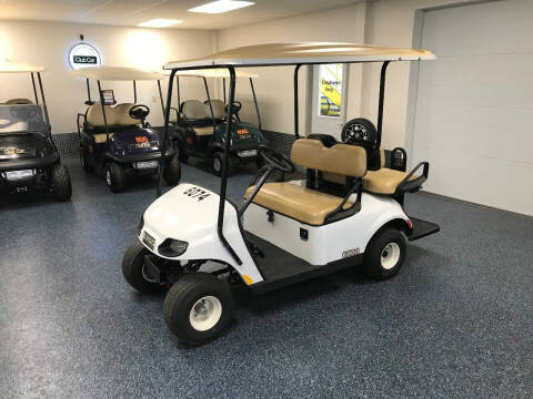 2018 E-Z-GO 2+2 Shuttle