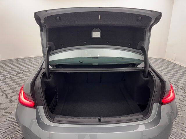 2024 BMW 3 Series 330i xDrive