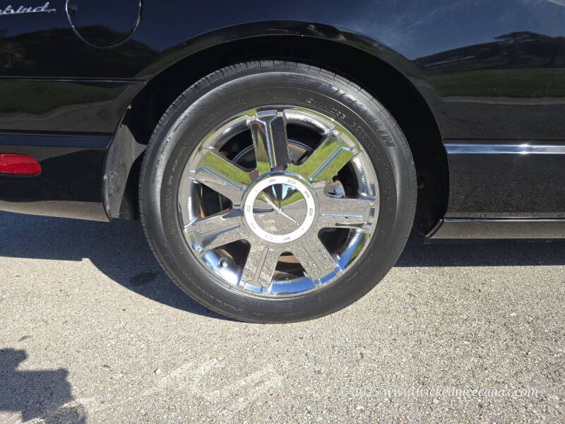 2005 Ford Thunderbird Deluxe