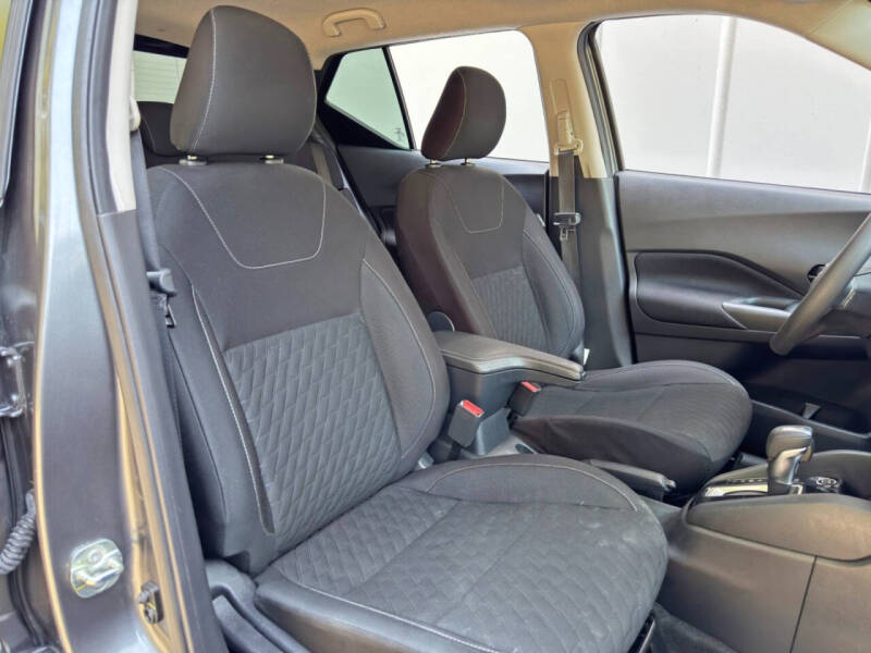2021 Nissan Kicks S