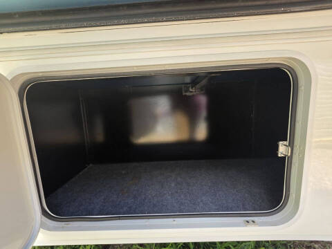 2013 Winnebago Vista