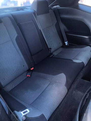 2016 Dodge Challenger SXT