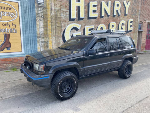 1995 Jeep Grand Cherokee for sale at Main St Motors Inc. in Sheridan IN