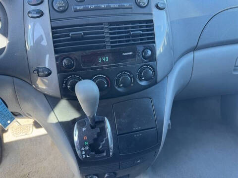 2010 Toyota Sienna