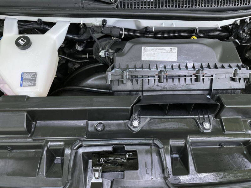 2022 Chevrolet Express 2500