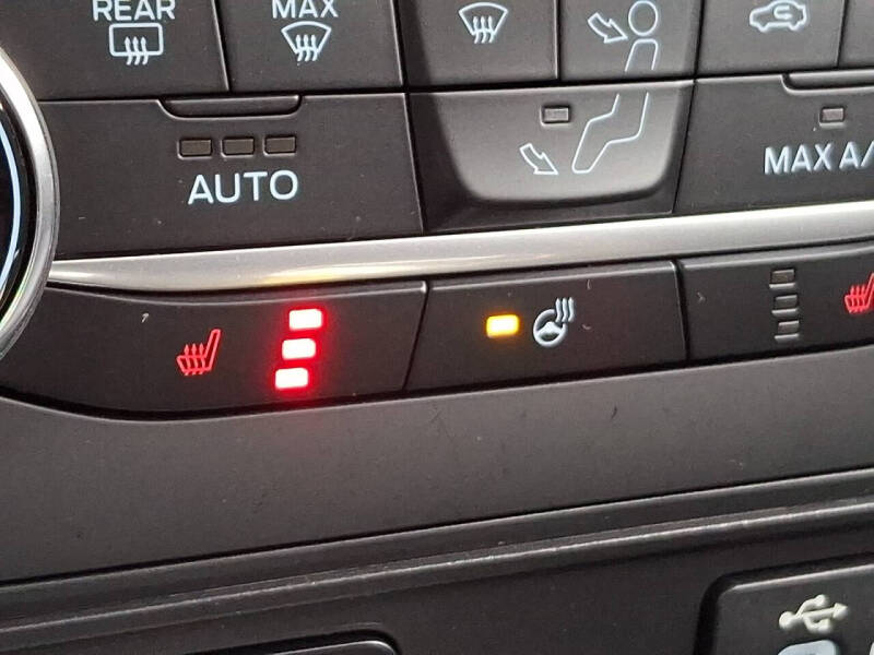 2022 Ford EcoSport SES