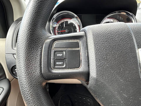 2013 Dodge Grand Caravan SE