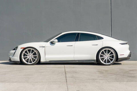 2020 Porsche Taycan Turbo