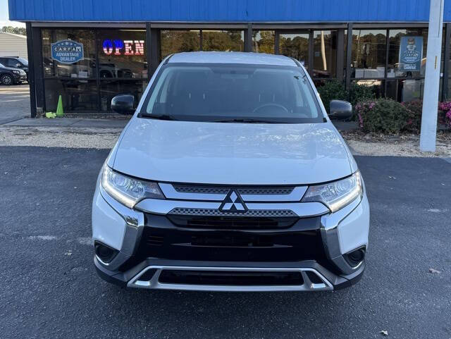 2020 Mitsubishi Outlander ES