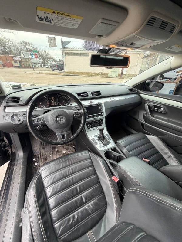 2009 Volkswagen CC VR6 4Motion