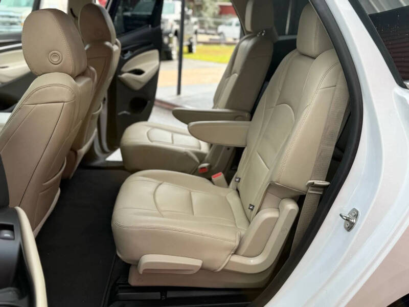 2019 Buick Enclave Essence