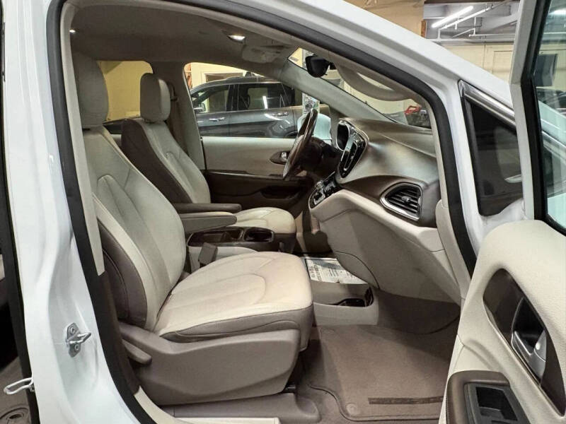 2017 Chrysler Pacifica