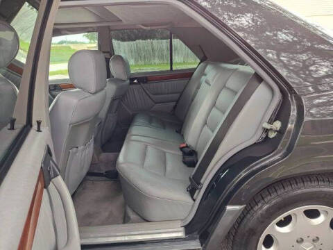 1994 Mercedes-Benz E-Class E 320