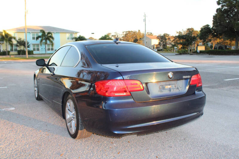 2012 BMW 3 Series 328i
