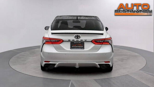 2021 Toyota Camry for sale at Auto Destination in Puyallup, WA